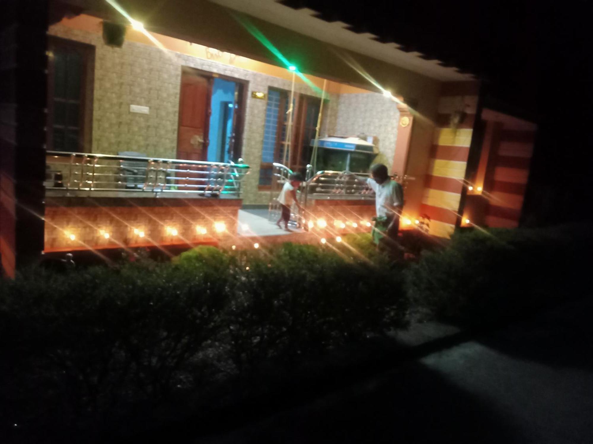 Mundro Bright Homestay Mundrothuruth Esterno foto